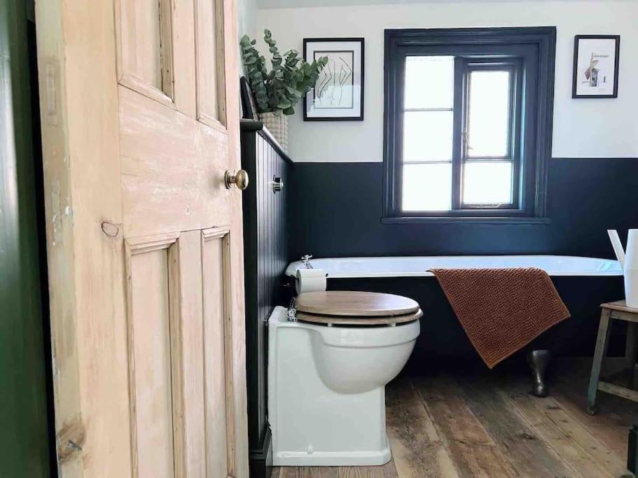 Luxury City Centre Townhouse - Sleeps 6 Chester Extérieur photo